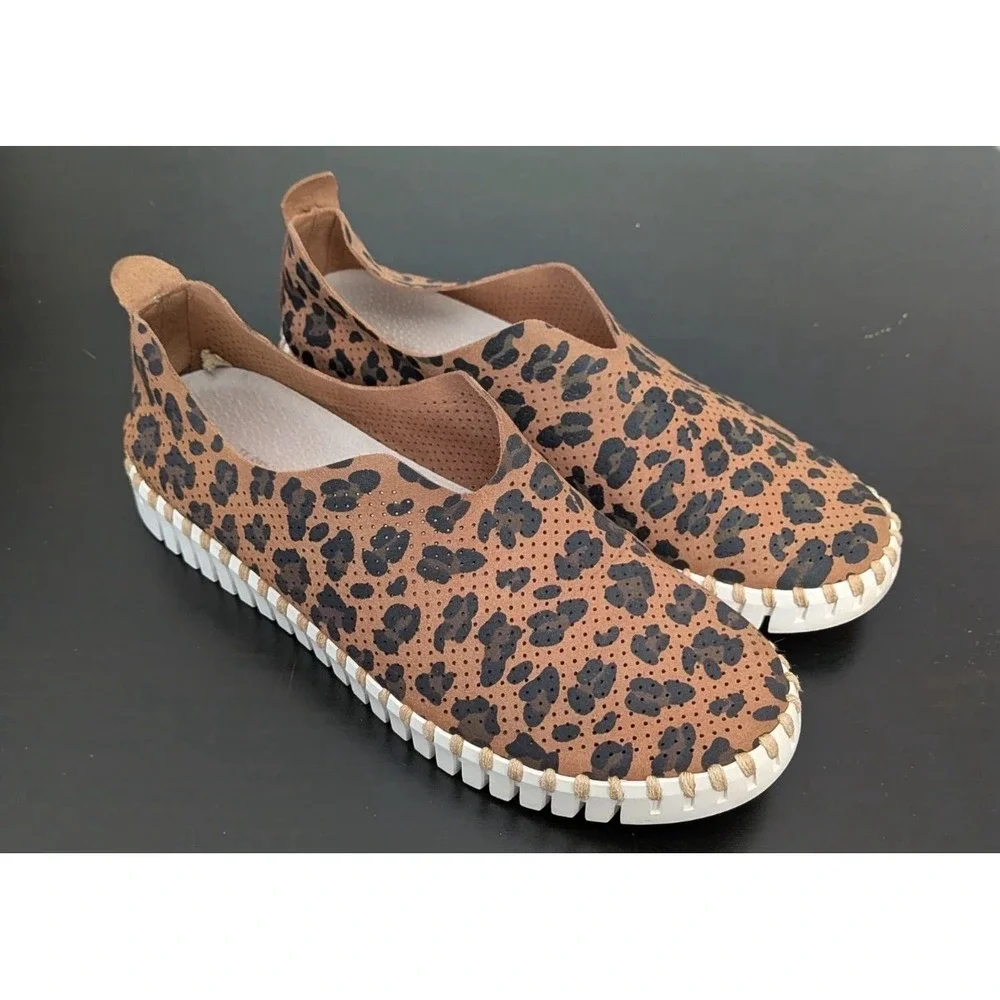 Isle Jacobsen Hornbaek‎ Tulip Sneakers Slip On Shoes Brown Animal Print Size 37